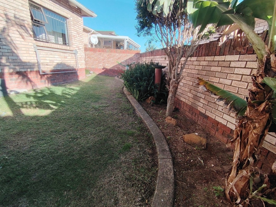 2 Bedroom Property for Sale in Walmer Downs Eastern Cape